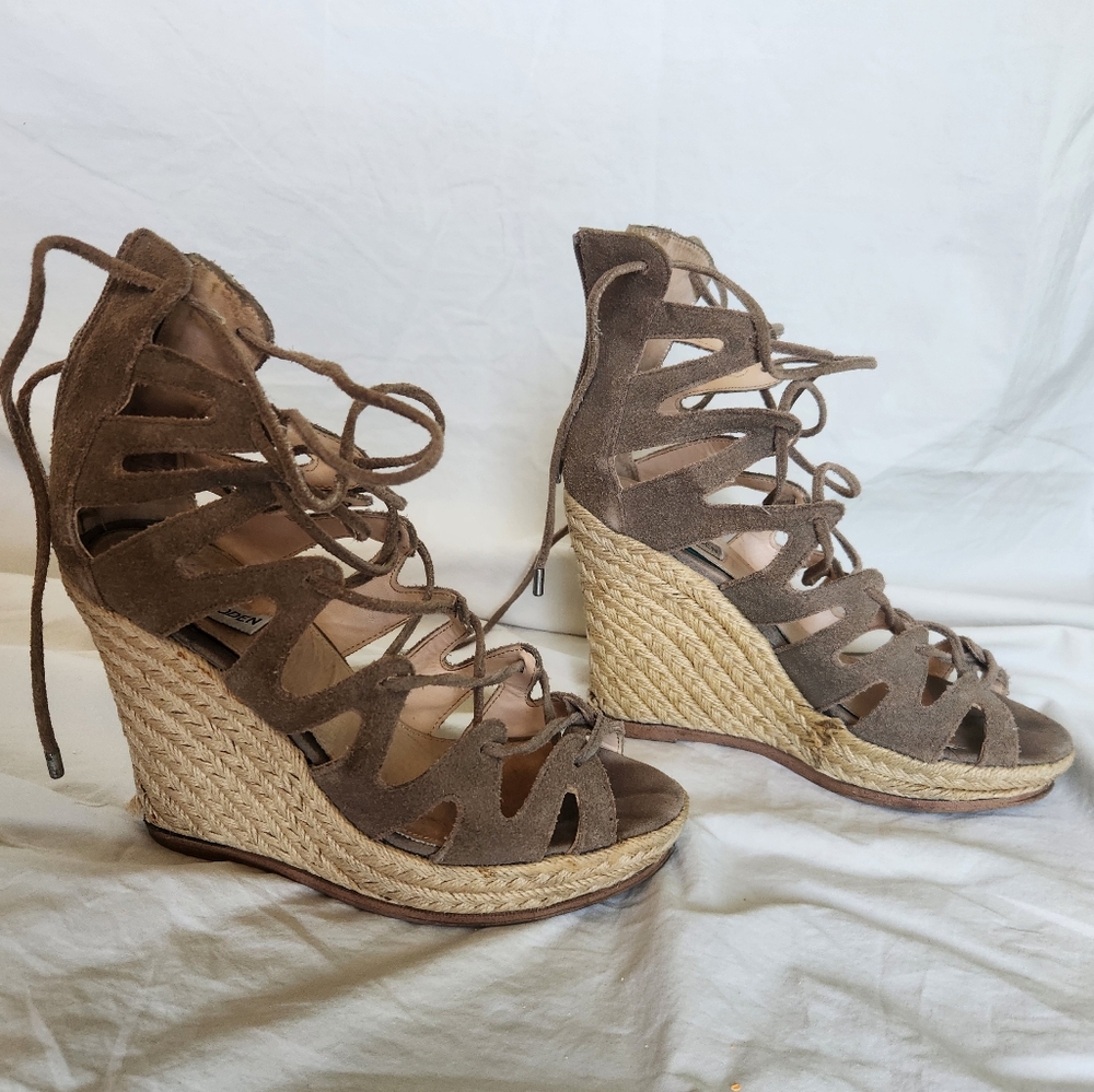 Women's Steve Madden "Theea" Taupe Suede Wedge Sandals - Picture 7 of 16